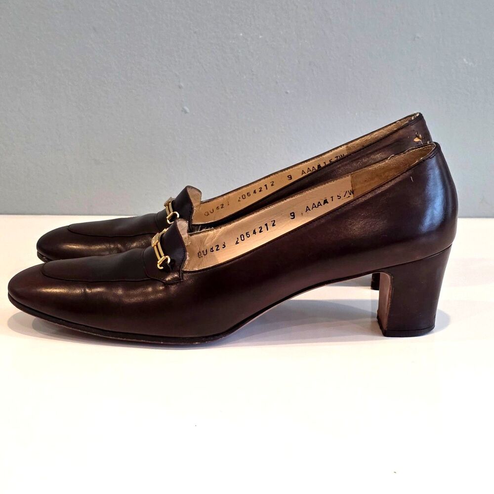 Vintage Salvatore Ferragamo Brown Leather Pumps Size 9 Luxury Preppy Authentic